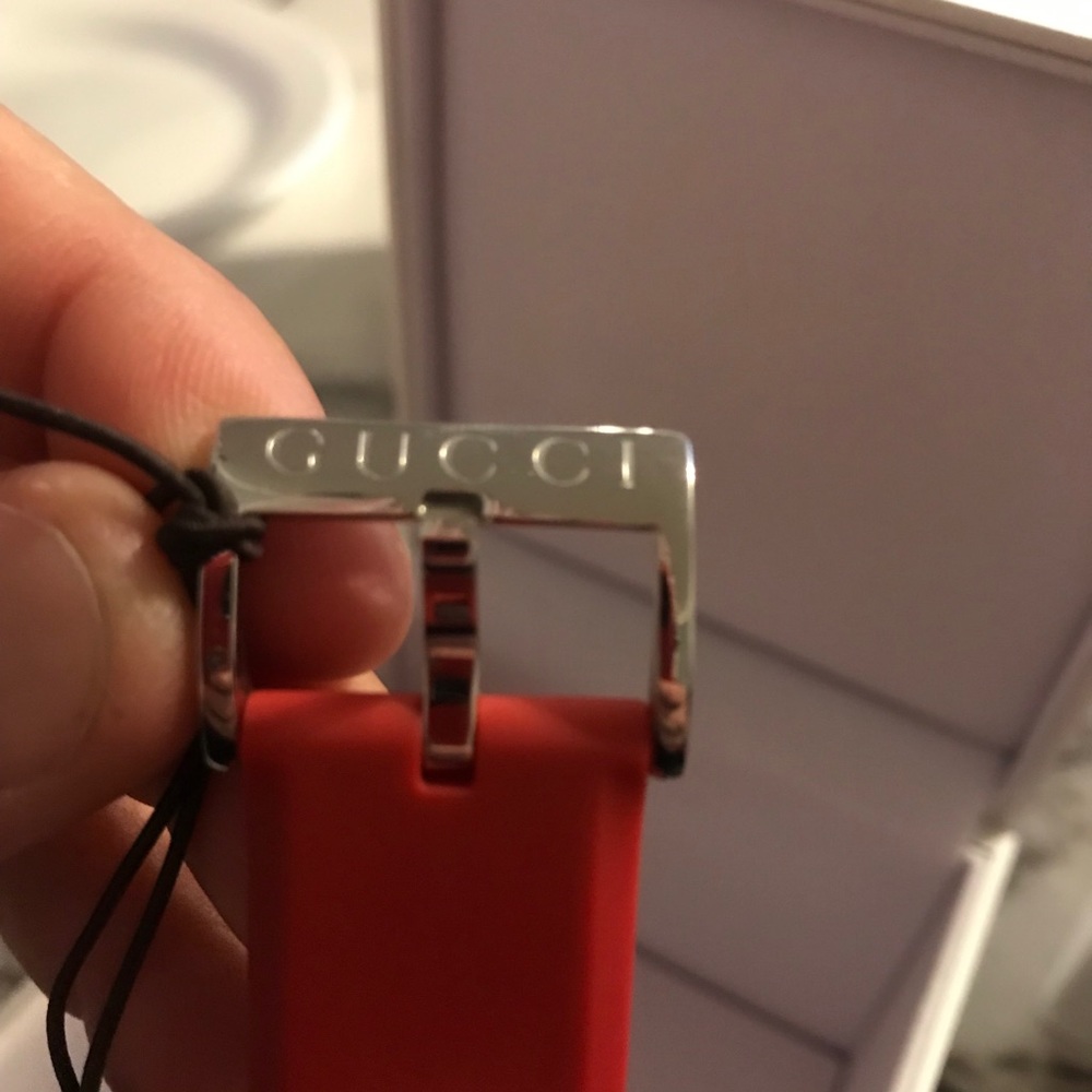 Gucci watch - Picture 5 of 6